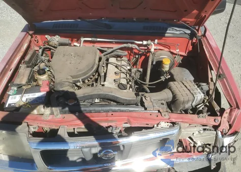 2000 Nissan Frontier King Cab Xe z USA, uszkodzony, nr VIN 1N6DD26S1YC321403